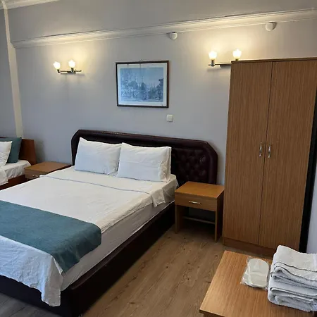 Elite Center Hotel 3*